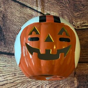 Oregon State Beavers Halloween Ceramic‎ Pumpkin Helmet